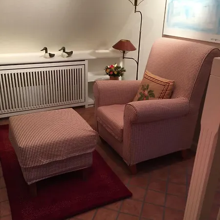 Biberhues Obergeschoss In Appartement *
